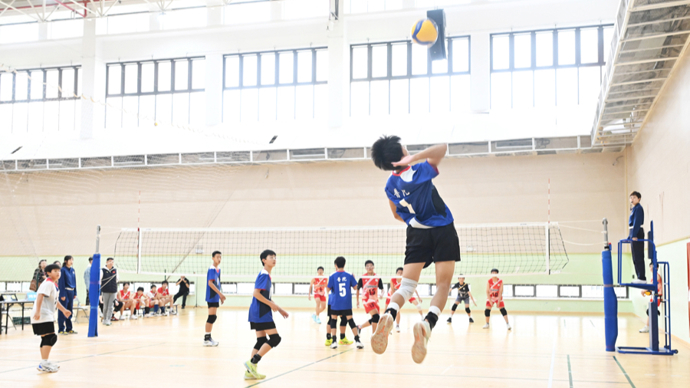 孙悦娇妻陈露现状：打高尔夫穿名牌，在美国很滋润，回应网络相亲