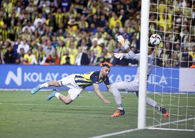 泰国归化前锋贝尔：若能让泰国首进世界杯将是意义非凡的事情